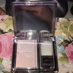 Jill Stuart illuminating face powder
